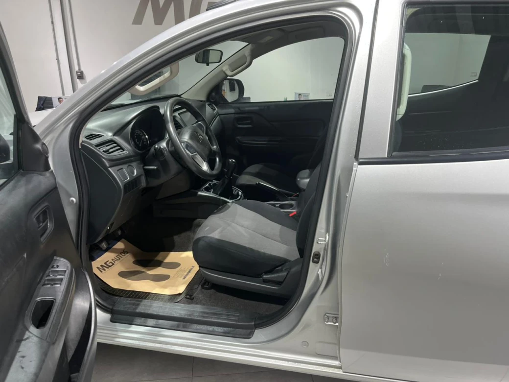 imagen 0 de vehiculo con id 2135